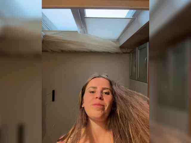 LolaSexxx webcam