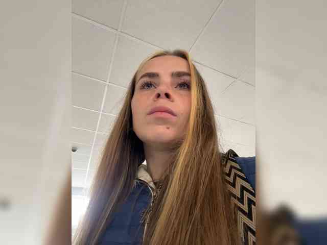 LolaSexxx webcam