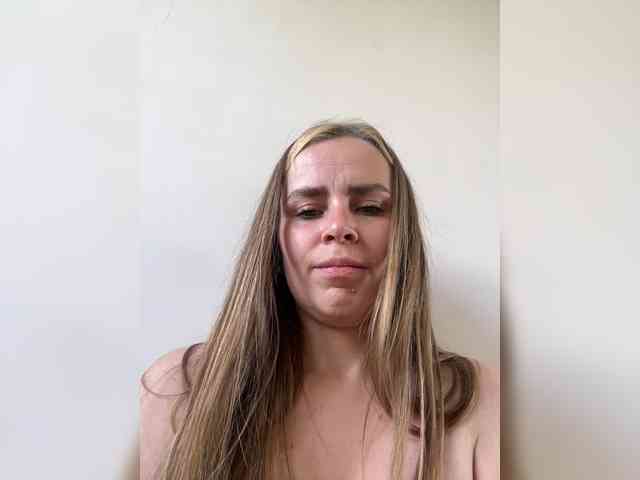 LolaSexxx webcam