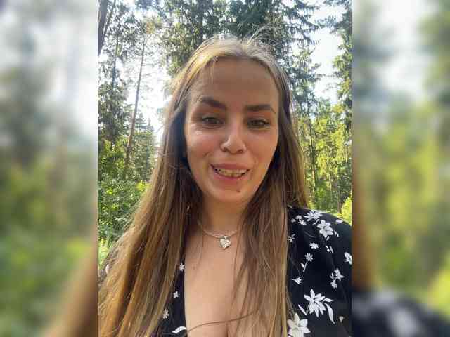 LolaSexxx webcam