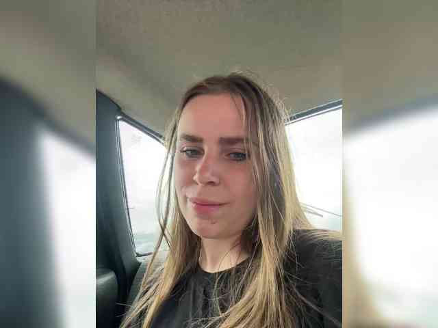 LolaSexxx webcam
