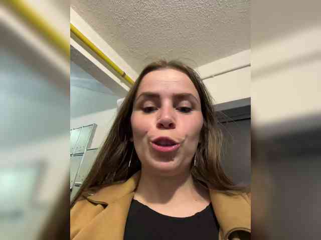 LolaSexxx webcam