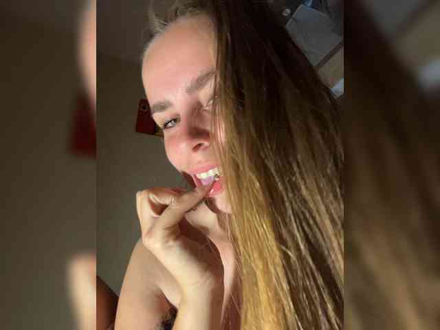 LolaSexxx webcam