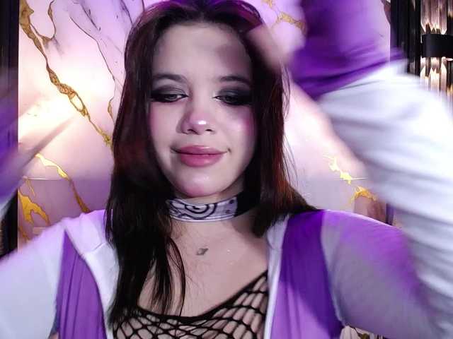 Annybutty live cam on BongaCams