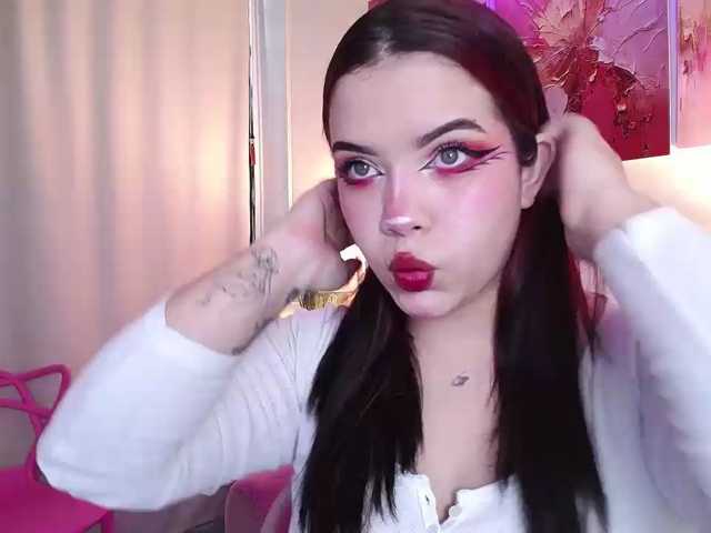 Annybutty live cam on BongaCams