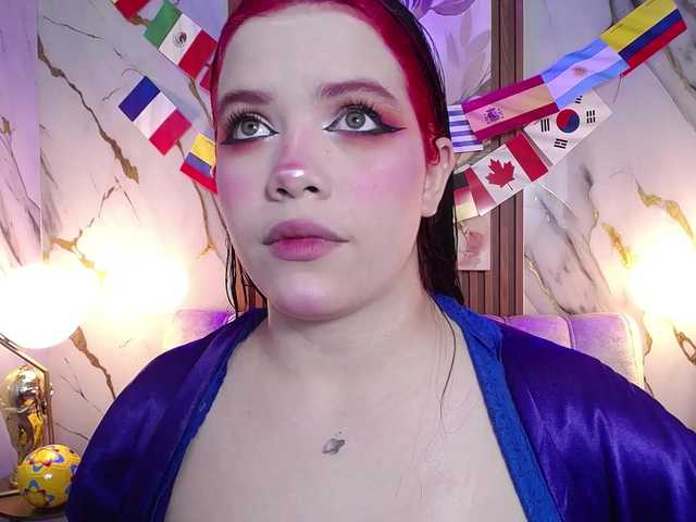 Annybutty live cam on BongaCams