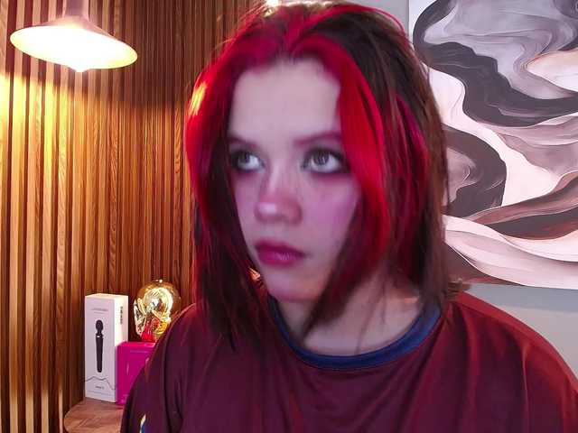 Annybutty live cam on BongaCams