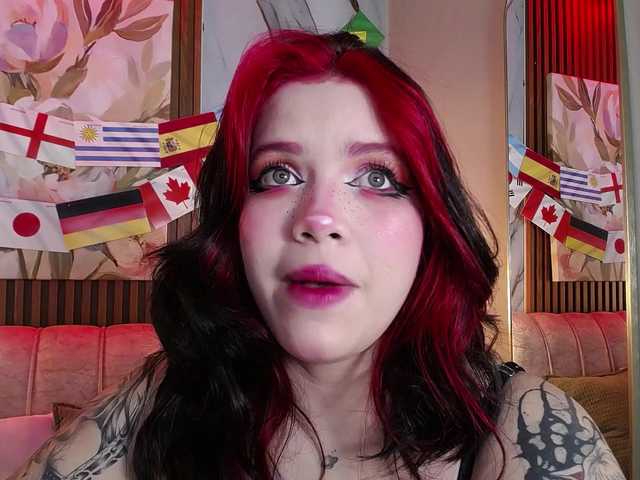 Annybutty live cam on BongaCams