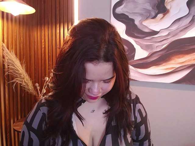 Annybutty live webcam show