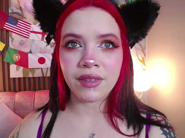 Annybutty live cam on BongaCams