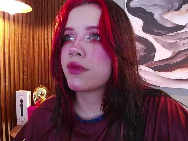 Annybutty live cam on BongaCams