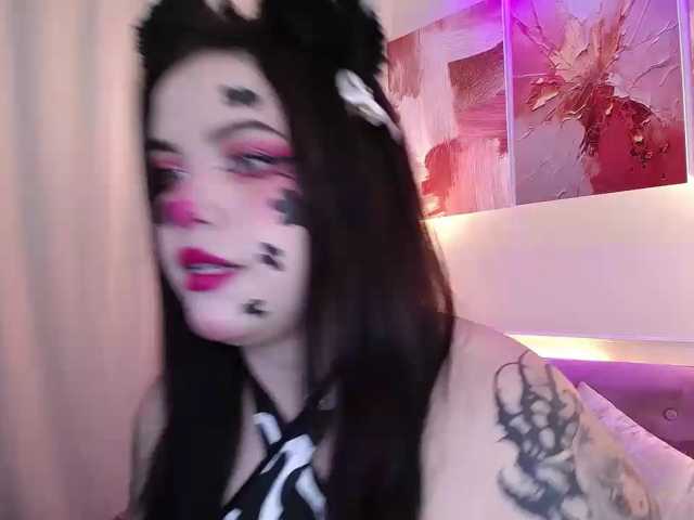 Annybutty live cam on BongaCams