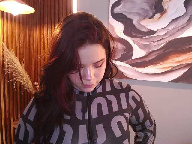 Annybutty live cam on BongaCams