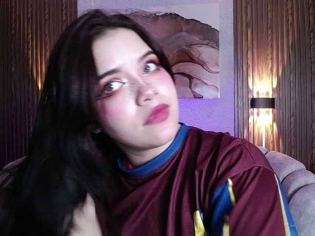 Annybutty live cam on BongaCams
