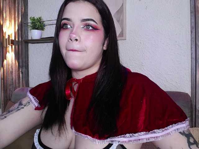 Annybutty live cam on BongaCams