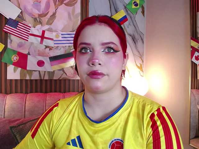 Annybutty live cam on BongaCams
