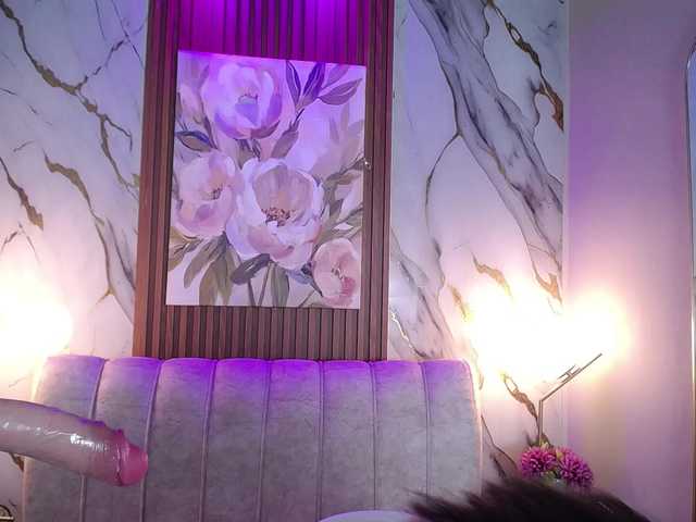 Annybutty live cam on BongaCams