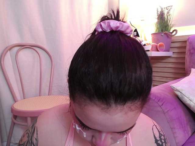 Annybutty live cam on BongaCams