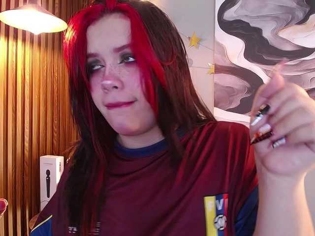 Annybutty live cam on BongaCams