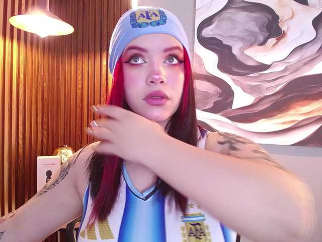 Annybutty live cam on BongaCams