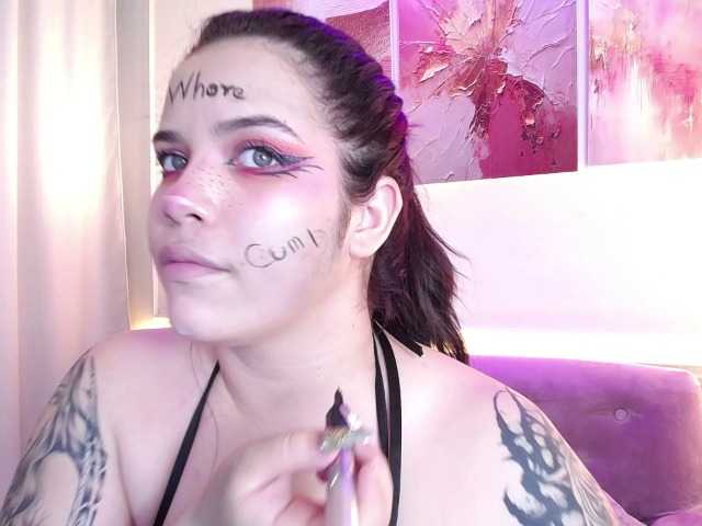 Annybutty live webcam show