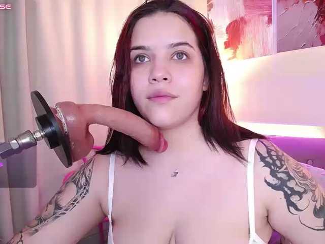 Annybutty live cam on BongaCams
