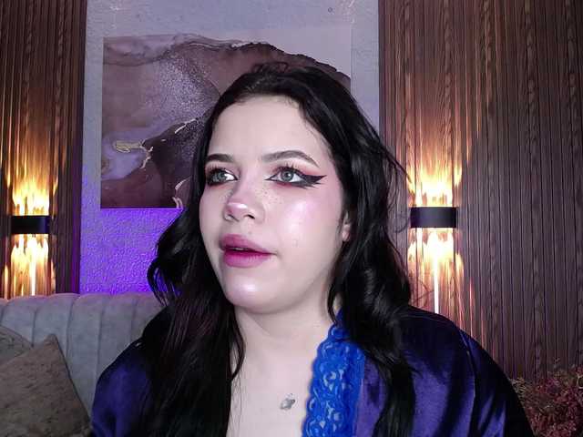 Annybutty live webcam show