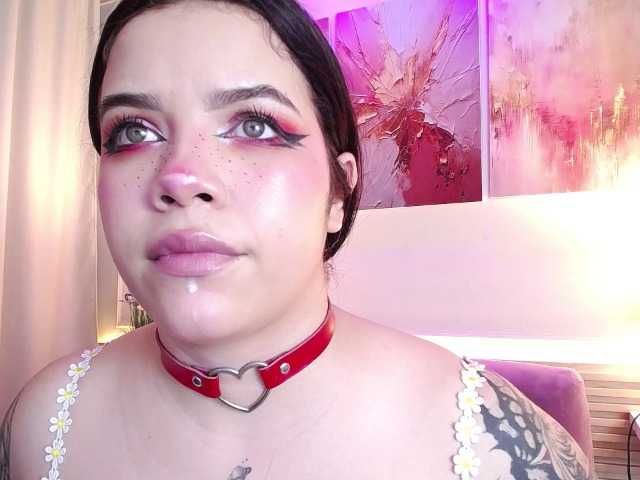 Annybutty live cam on BongaCams
