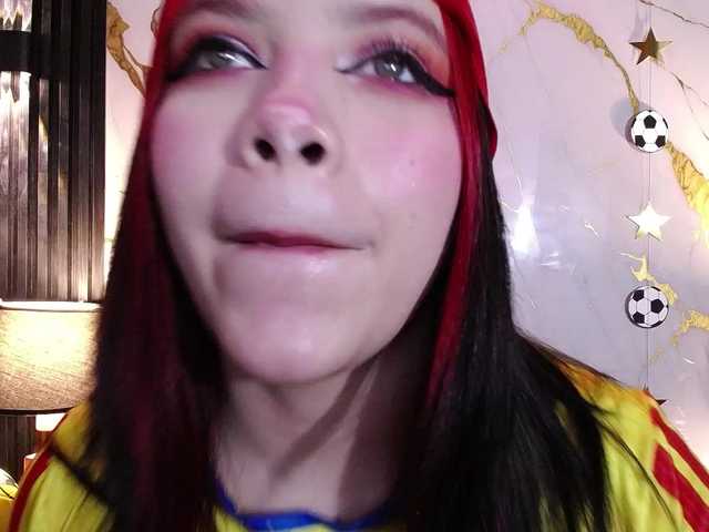 Annybutty live cam on BongaCams