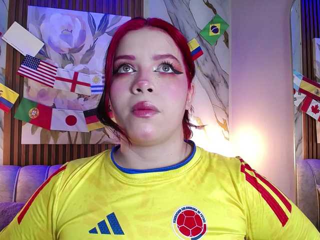 Annybutty live cam on BongaCams