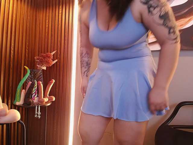 Annybutty live cam on BongaCams
