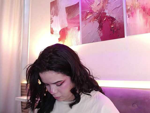 Annybutty live webcam show