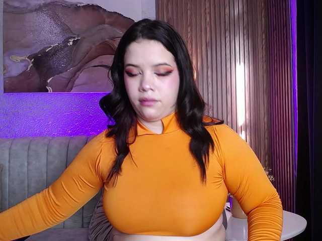 Annybutty live webcam show