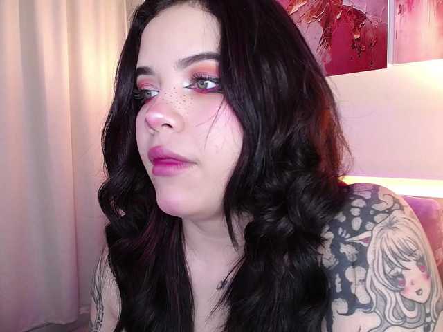 Annybutty live webcam show