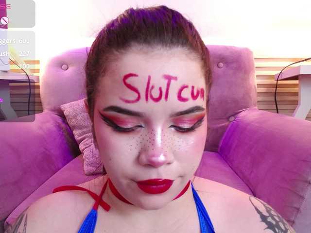 Annybutty live cam on BongaCams