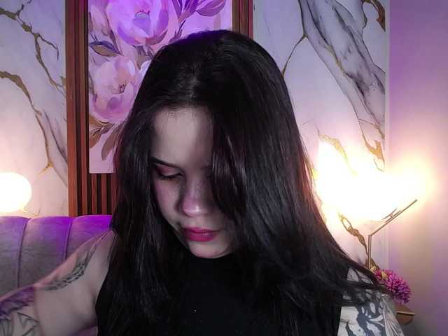 Annybutty live cam on BongaCams