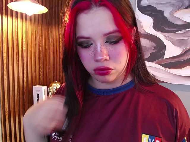Annybutty live cam on BongaCams