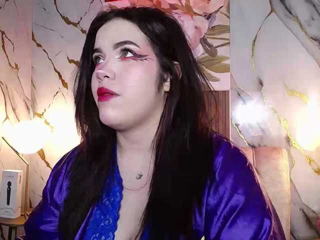 Annybutty live cam on BongaCams