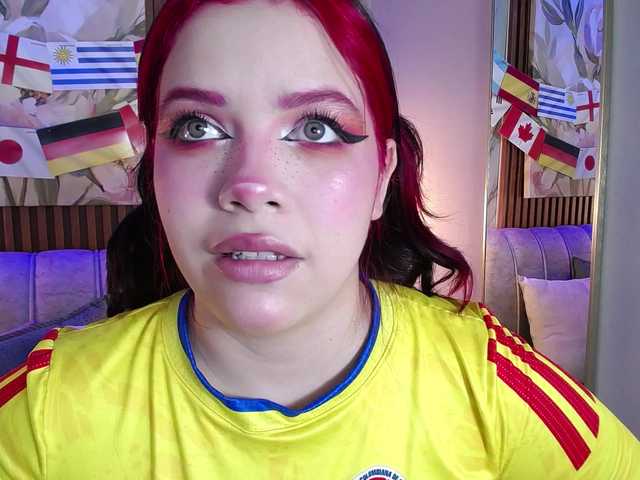 Annybutty live cam on BongaCams