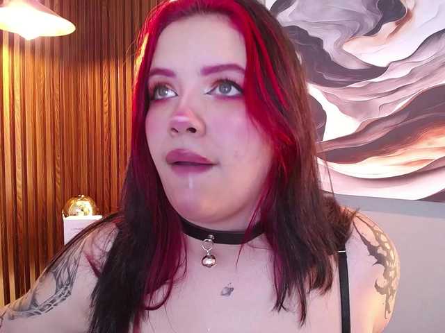 Annybutty live cam on BongaCams
