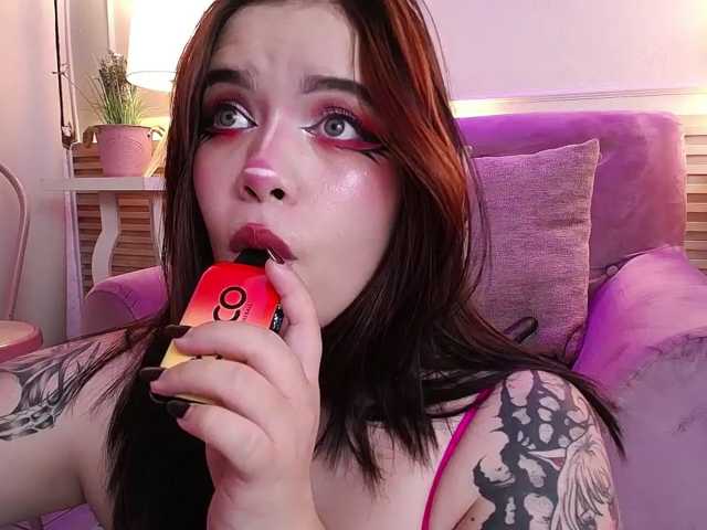 Annybutty, en vivo ahora en BongaCams