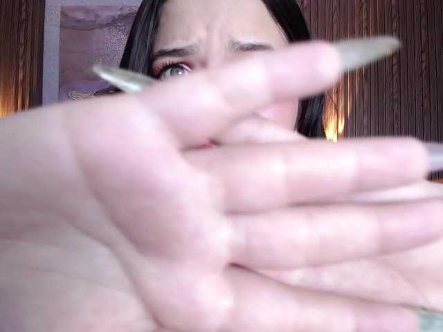 Annybutty live cam on BongaCams