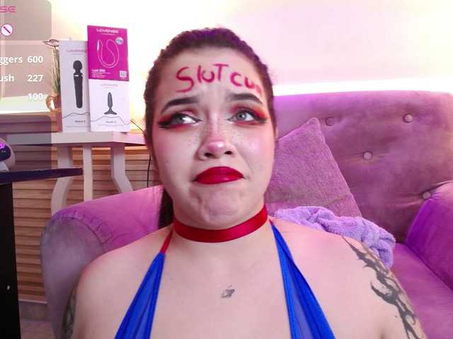 Annybutty live cam on BongaCams