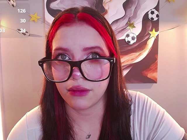 Annybutty live cam on BongaCams