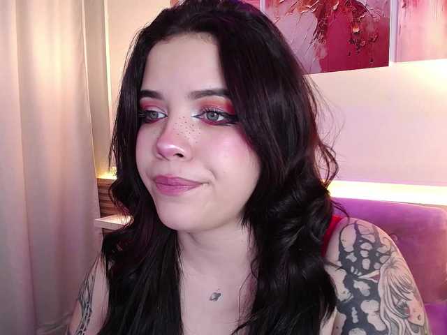 Annybutty live webcam show