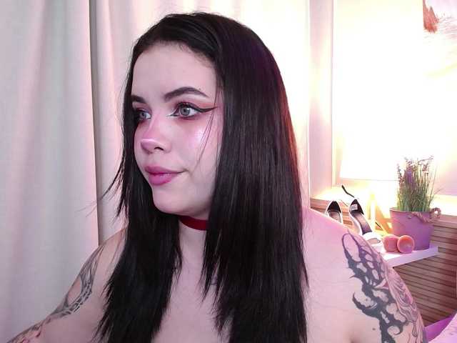 Annybutty live cam on BongaCams