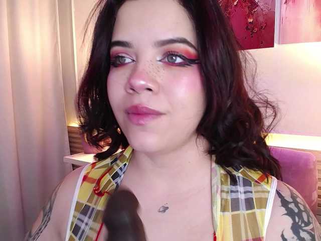 Annybutty live webcam show