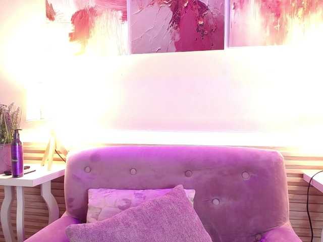 Annybutty live cam on BongaCams