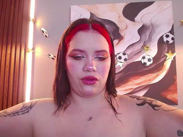 Annybutty live cam on BongaCams