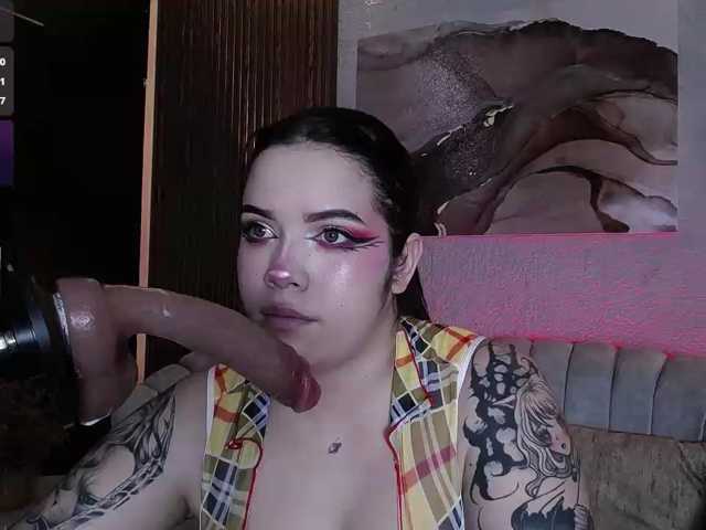 Annybutty live cam on BongaCams